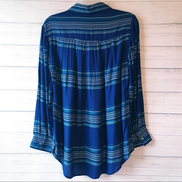 NWT Intro | Blue & Teal Button Down Top | Size S - Picture 2 of 6